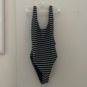(Moving sale) Black and white Striped one piece, aerie NWT